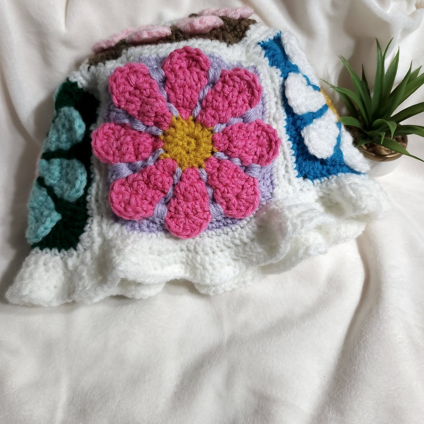 2D flower Crochet bucket hat